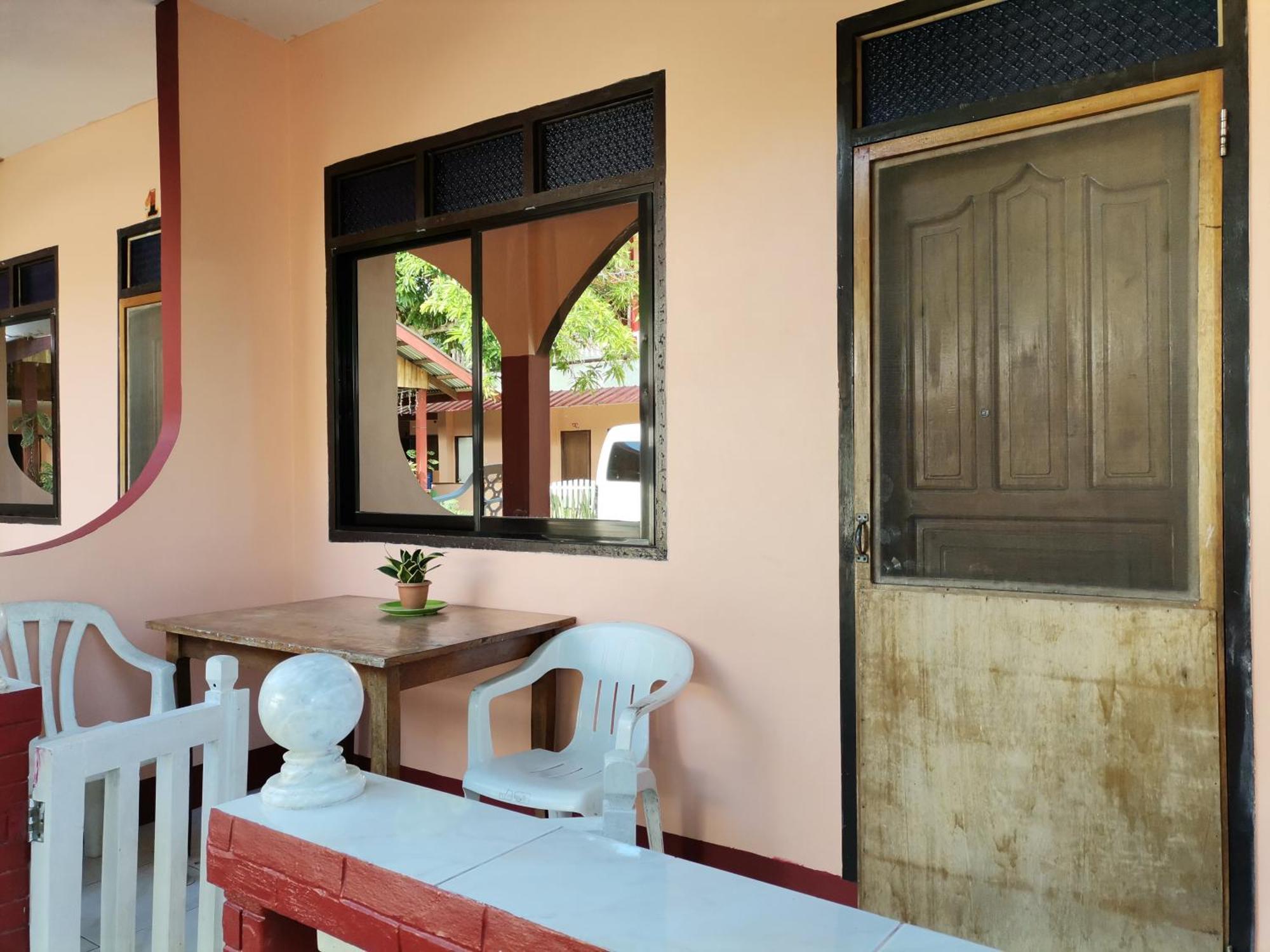 Jbr Tourist Inn - Port Barton Itaytay Luaran gambar